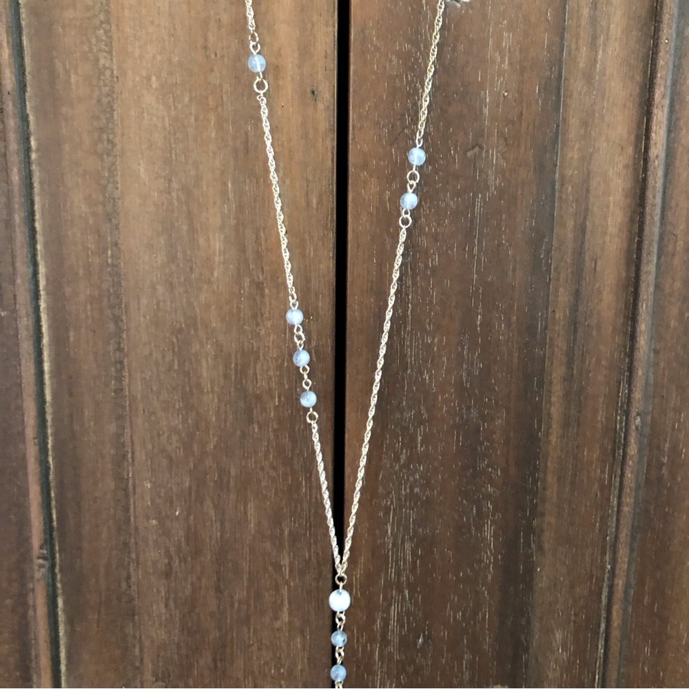 🪅 Banana Republic Silver Tassel Pendant Necklace with Blue Beads - Picture 7 of 9